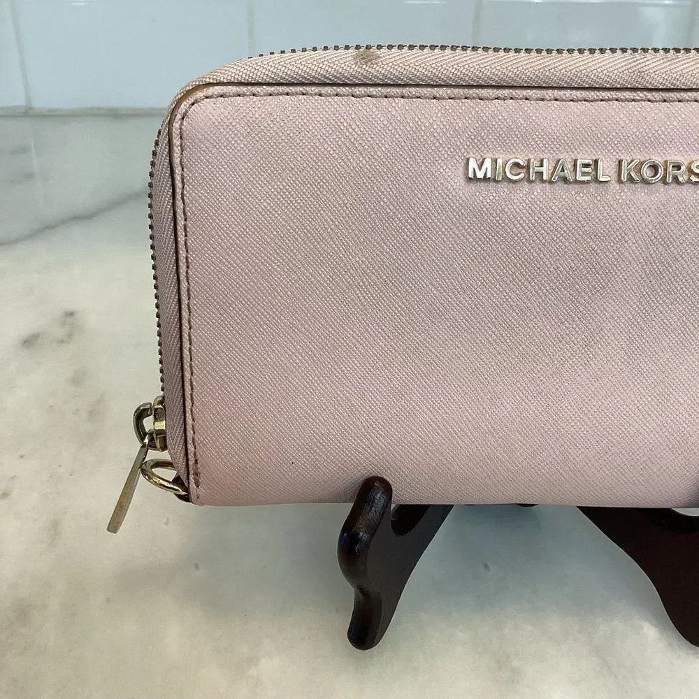 Michael Kors Wallet Leather Pink Saffiano Full Zip Continental Wallet